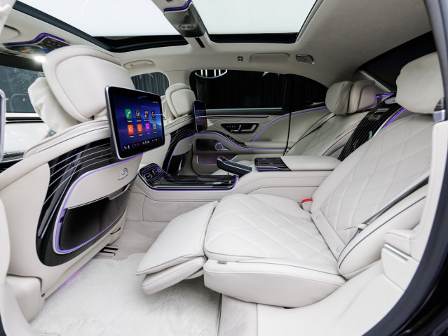 Российская премьера роскошного Mercedes-Maybach S-Class прошла в узком кругу партнеров