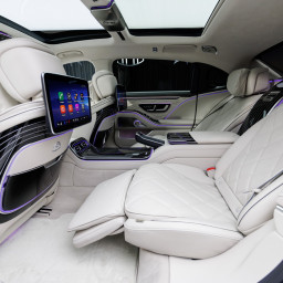 Российская премьера роскошного Mercedes-Maybach S-Class прошла в узком кругу партнеров